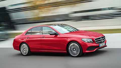 Op Zoek Naar Informatie Over De Mercedes Benz E 220 Hier Vindt U Technische Gegevens Prijzen Statistieken Rijtesten En De Belangrijkste Vragen In Een Oogopslag Op Zoek Naar Informatie Over De Mercedes Benz E 220 Hier Vindt U Technische Gegevens Prijzen Statistieken Rijtesten En De Belangrijkste Vragen In Een Oogopslag