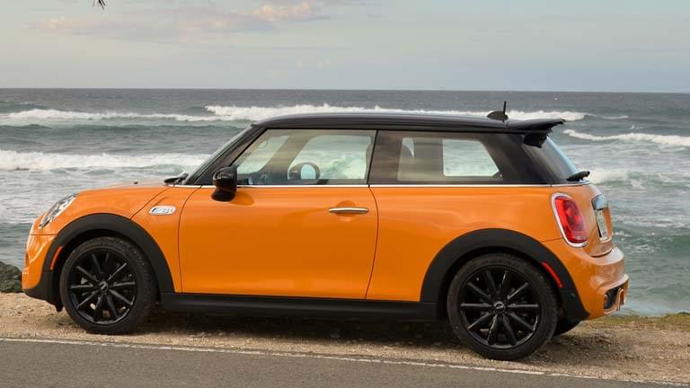 Op Zoek Naar Informatie Over De Mini Cooper S Hier Vindt U