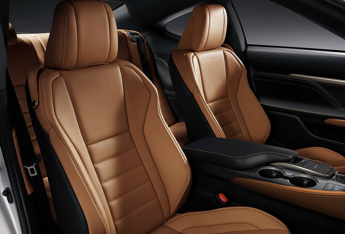 lexus-rc-seats