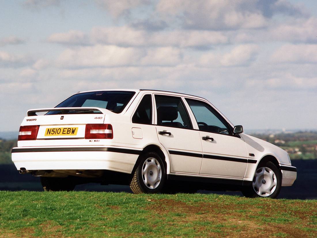 volvo_440