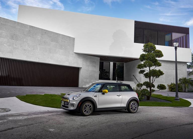 Mini Cooper SE Review 2020