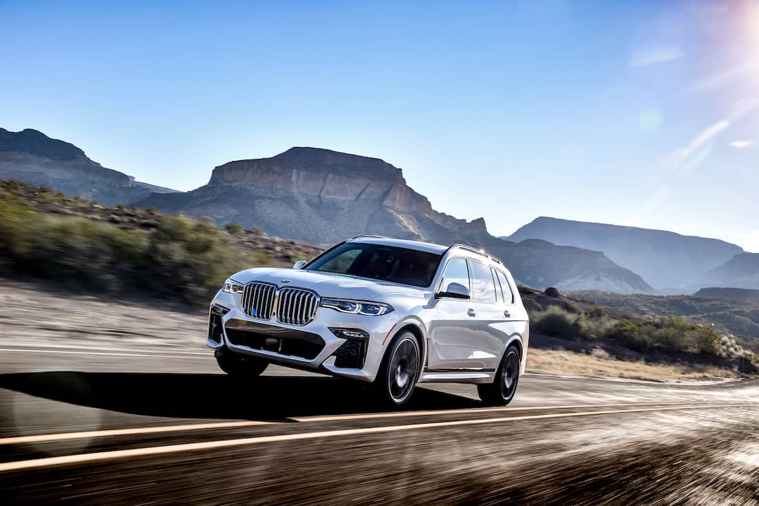 Review BMW X7 M50i