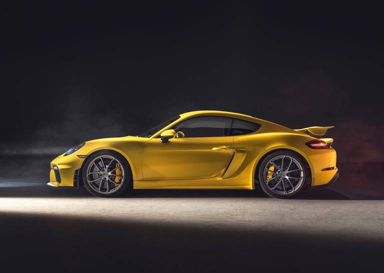 Porsche-718 Cayman GT4-2020-1280-04