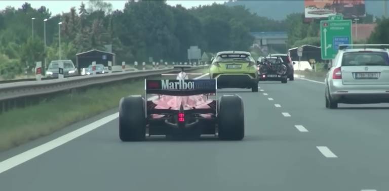 Formule 2 Tsjechische snelweg (2022) sfeerbeeld