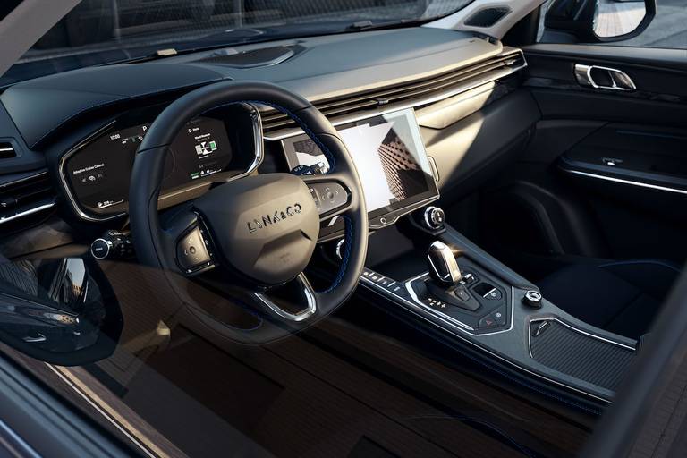 AS24 Lynk & Co 2021 interieur