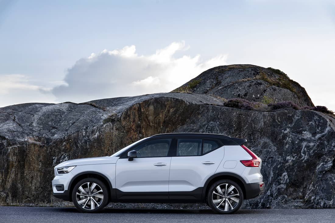 AS24 Volvo XC40 P8 Recharge 2021 statisch profiel