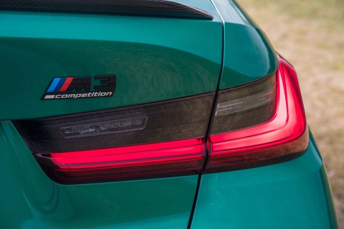 P90414969_lowRes_the-new-bmw-m3-compe
