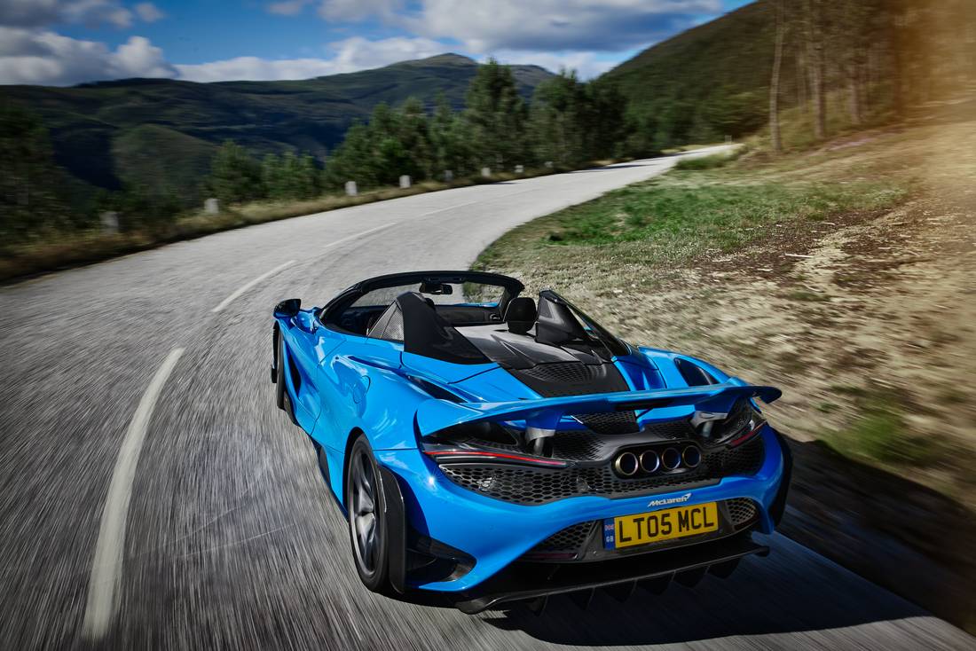 13443-McLaren765LTSpider