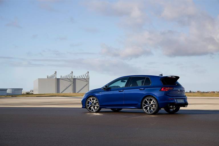 AS24 VW Golf R 2021 statisch achter