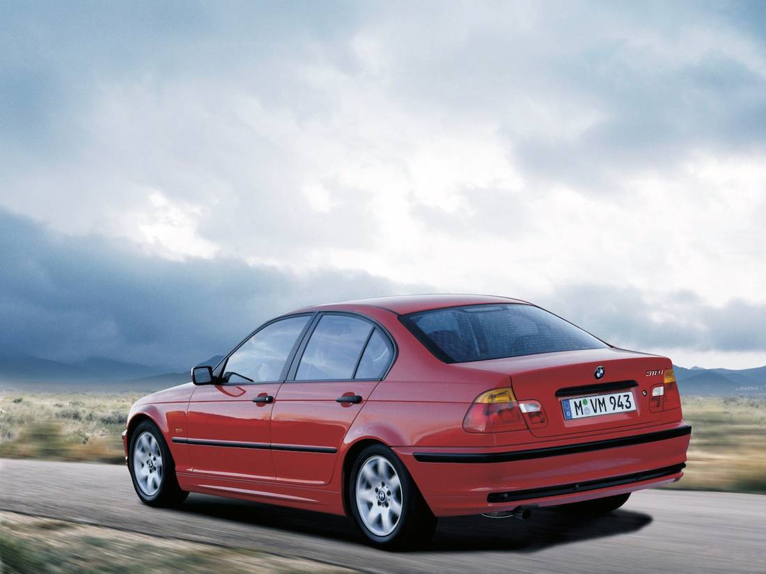 AS24-MMP-BMW-318-01.jpeg