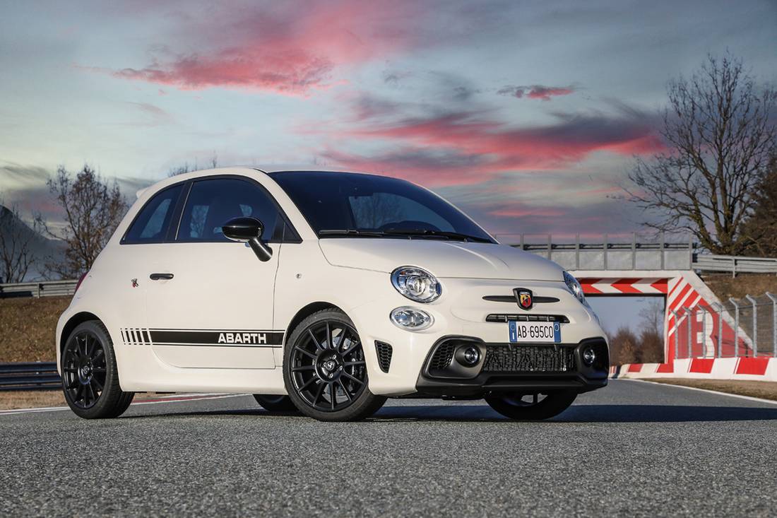 AS24_MMP_ABARTH695_2.jpg