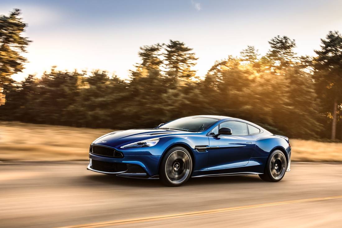 aston-martin-vanquish-s-side