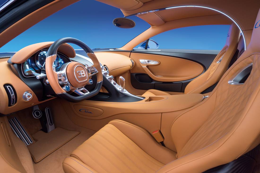 18_chiron_driver-side_print