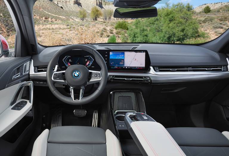 BMW X2 & iX2 (2023) interior