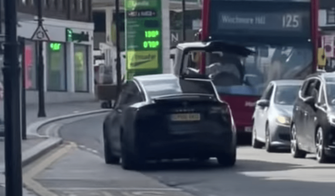 AS24 Tesla Falcon Wing video banner
