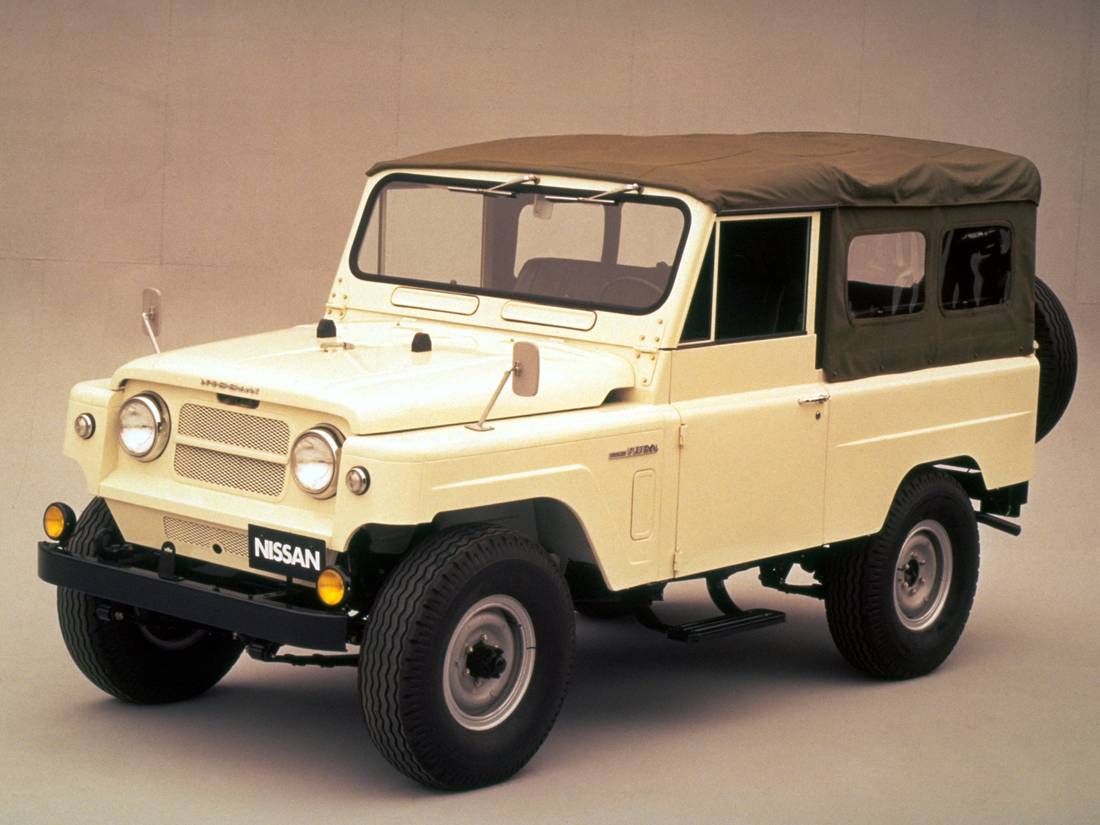 nissan_patrol_lwb_soft_top_2.jpg