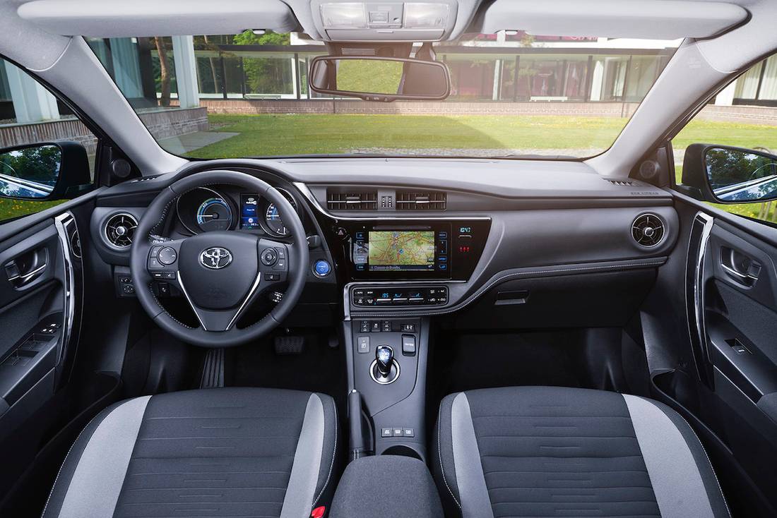 Toyota Auris AS24 3