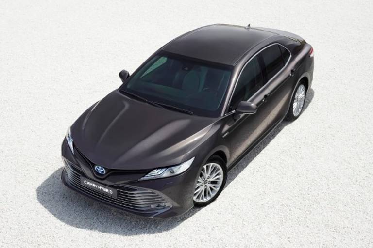 2019 Toyota Camry 03