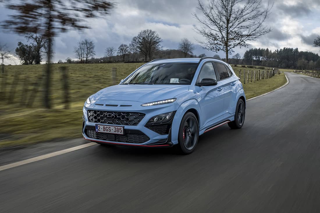 2022 HYUNDAI KONA N action