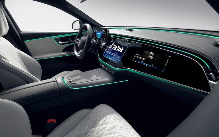 Mercedes E-Klasse (2023) interior 1