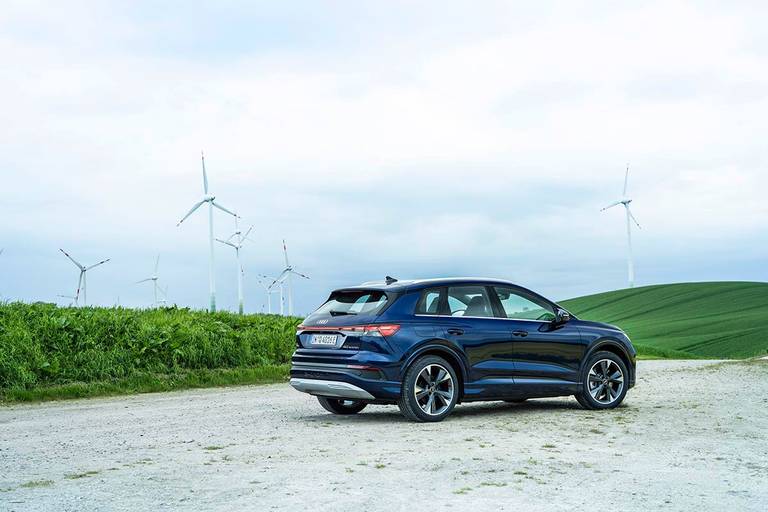 AS24 Audi Q4 E-Tron 2021 statisch achter