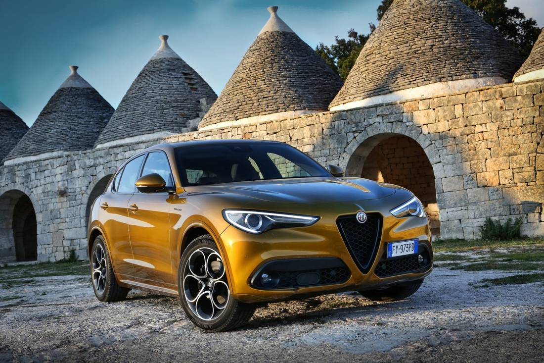 alfa-romeo-stelvio-front