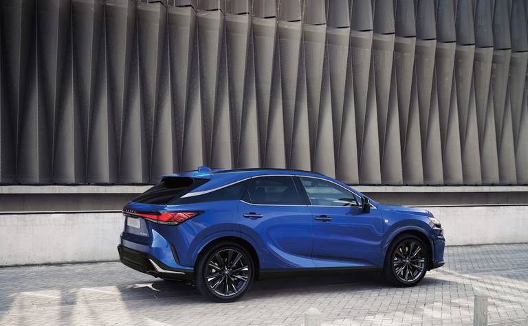Lexus RX (2023) static, rear view