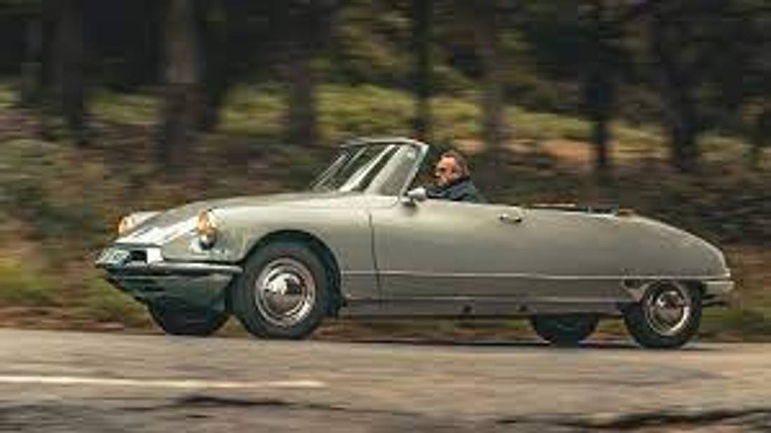 Citroën DS Chapron cabriolet.jpg