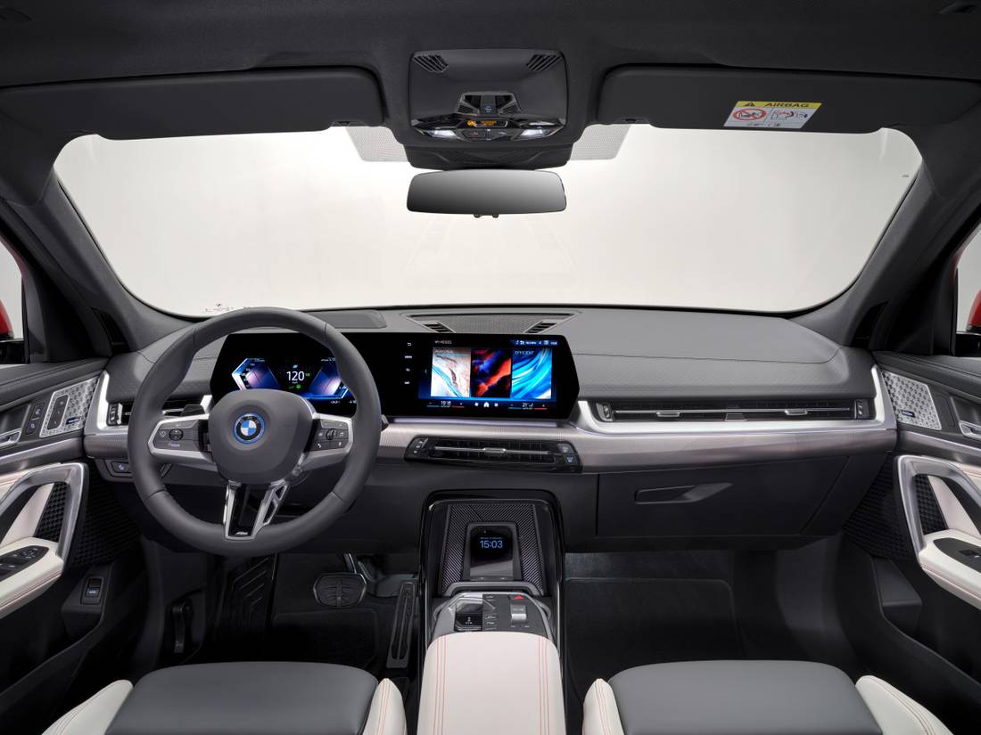 P90526439_highRes_the-first-ever-bmw-i