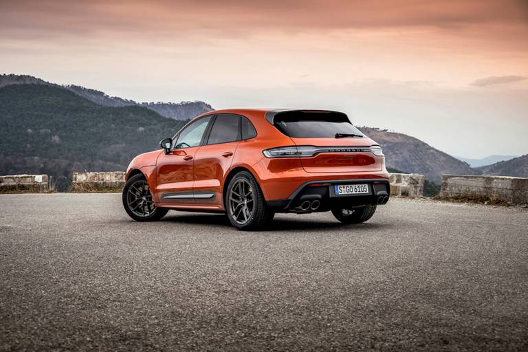 Porsche Macan T (2023) statisch, achteraanzicht