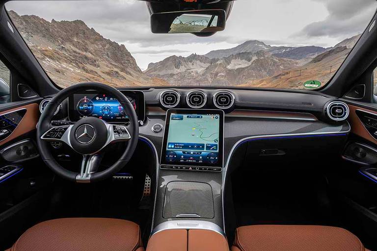 AS24 Mercedes C-Klasse All-Terrain 2021 interieur