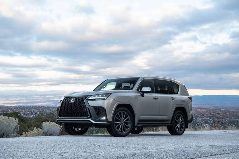 Lexus LX (2022) statisch, vooraanzicht