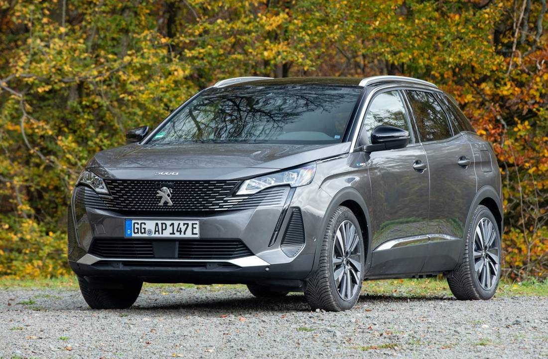 peugeot-3008-front