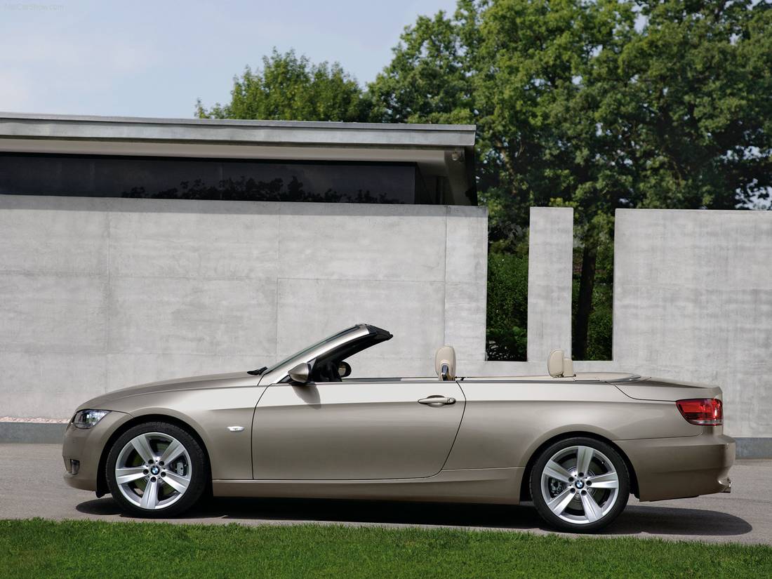 BMW-335i_Convertible-2007-1600-09