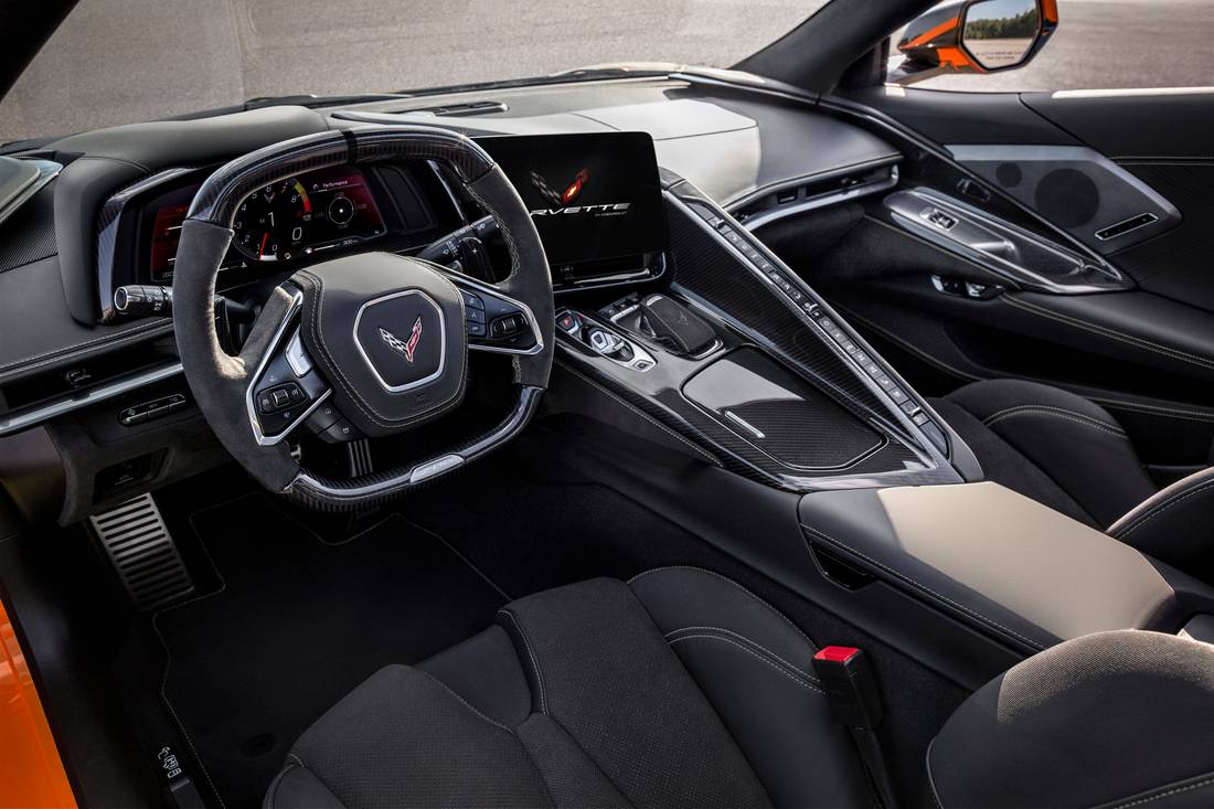 2024-chevrolet-corvette-z06-302