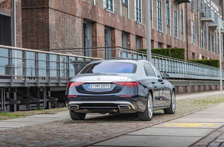 Mercedes-Maybach S-Klasse (2022) statisch, achteraanzicht