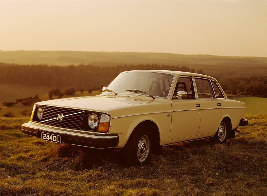 Volvo 240 3