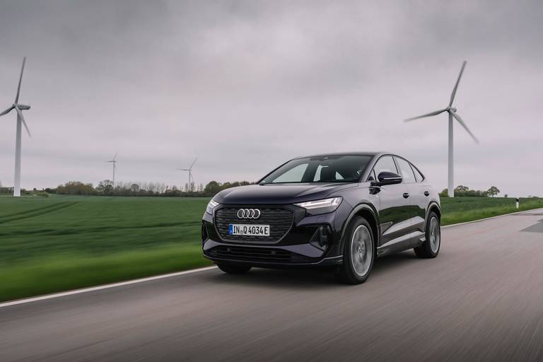 Audi Q4 Sportback 40 E-Tron 2021 rijdend 1