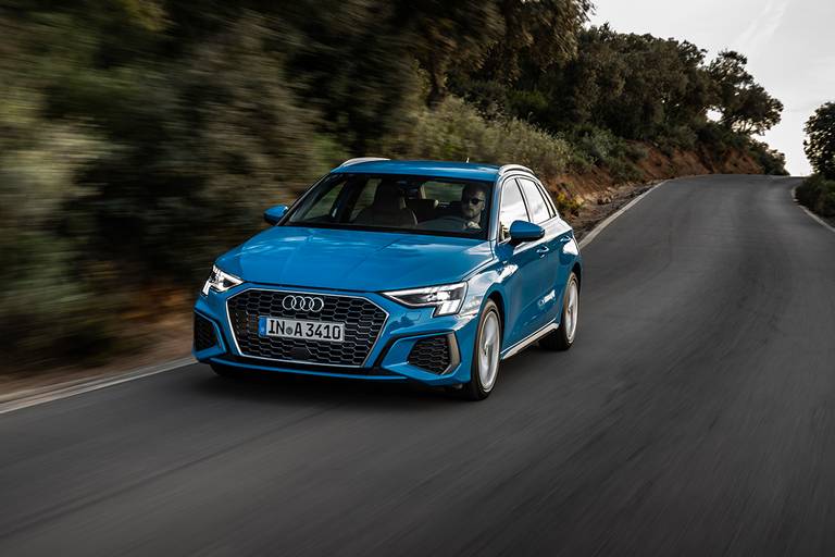 Audi A3 rijtest Review 2020