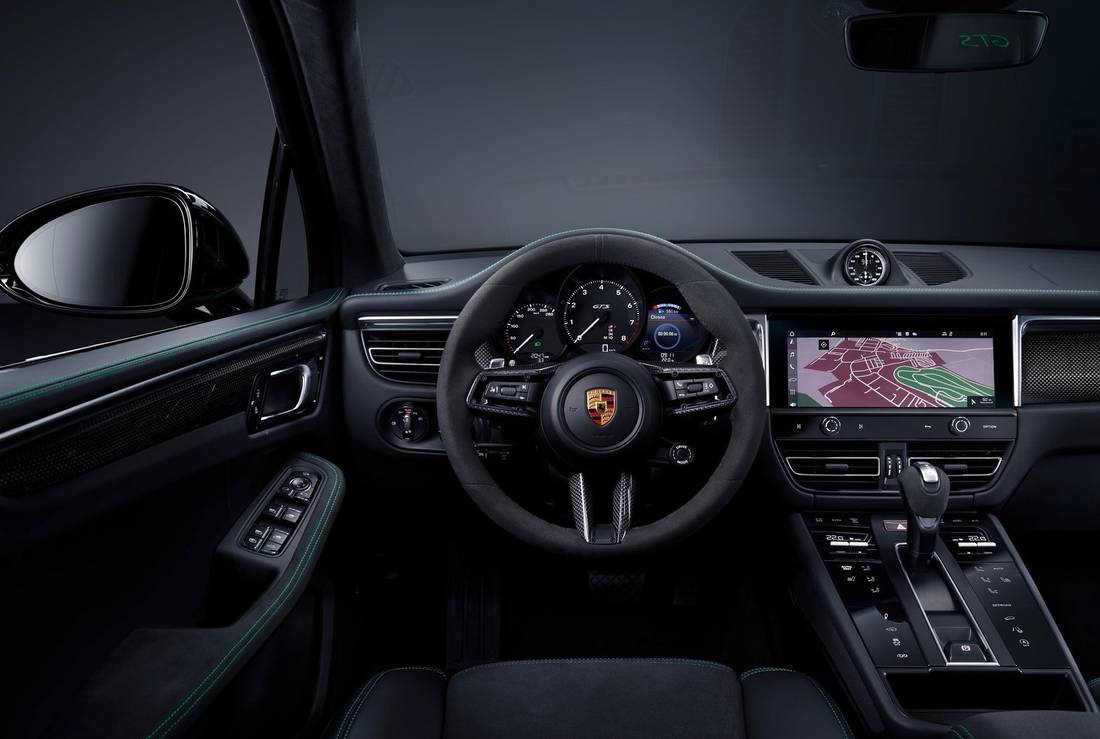 porsche-macan-gts-interior