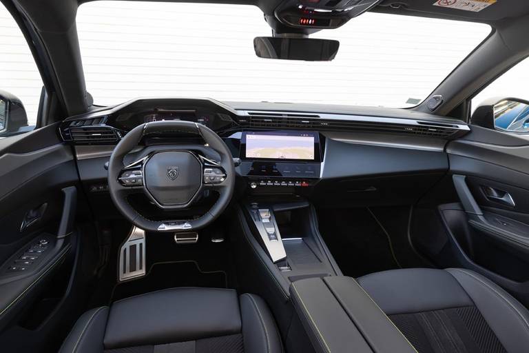 Peugeot 408 (2022) interieur