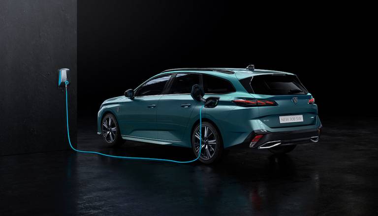 AS24 Peugeot 308 SW 2021 statisch achter stekker