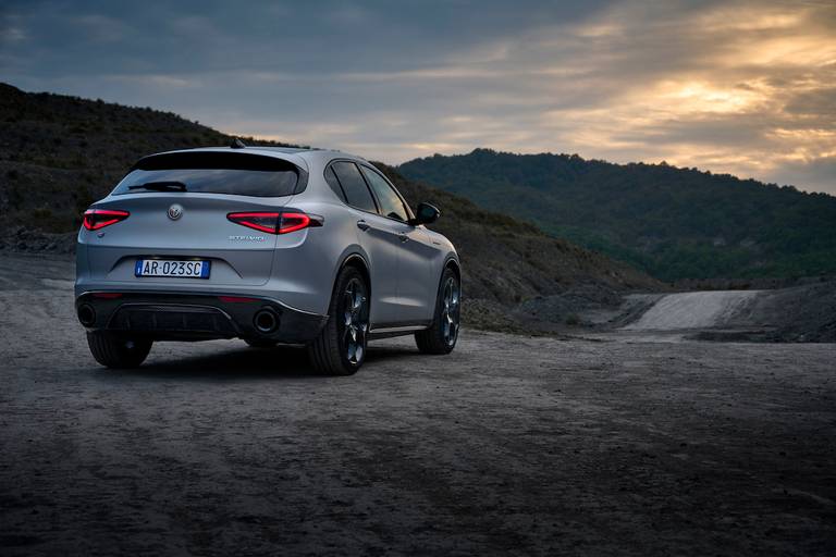 Alfa Giulia/Stelvio (2022) Stelvio