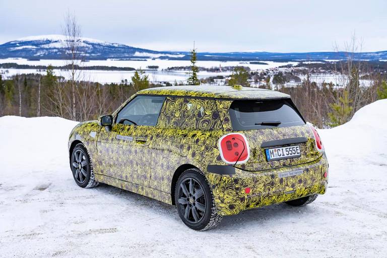 Mini Hatch teaser (2022) statisch, achteraanzicht