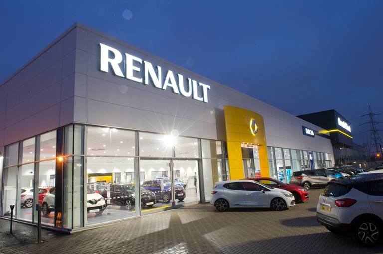 Renault takes top spot in Auto Express Driver Power Dealer Aftersales Service Satisfaction survey 270716