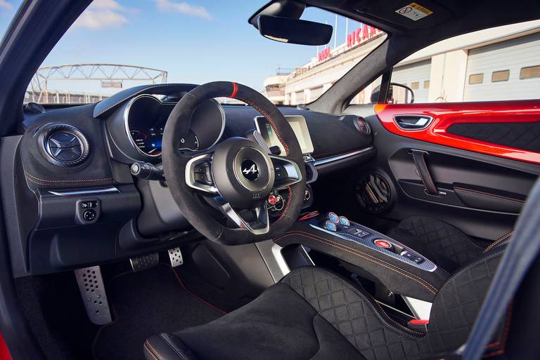 Alpine A110 S (2022) dashboard