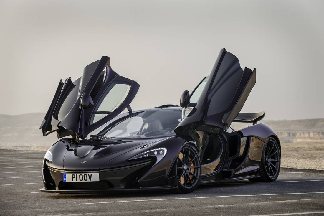 Medium-2226-McLarenP1Bahrain.jpg