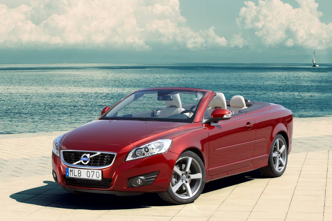 20490_Volvo_C70.jpg