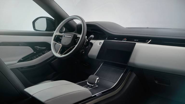 Range Rover Evoque (2023) interior