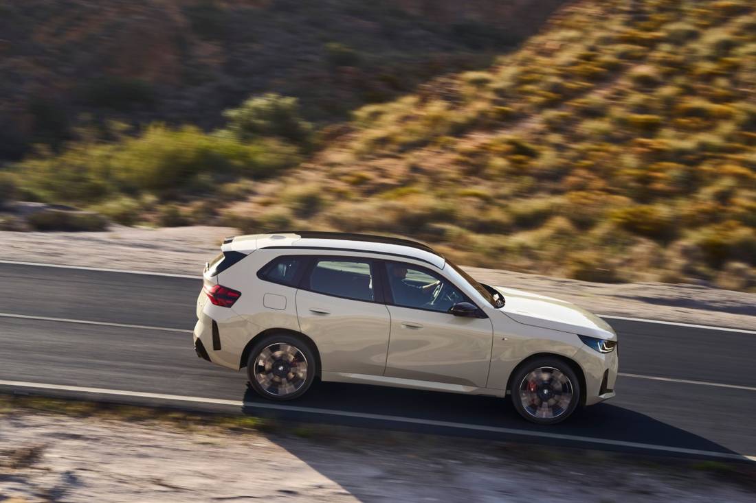 P90554975_highRes_the-new-bmw-x3-m50-x